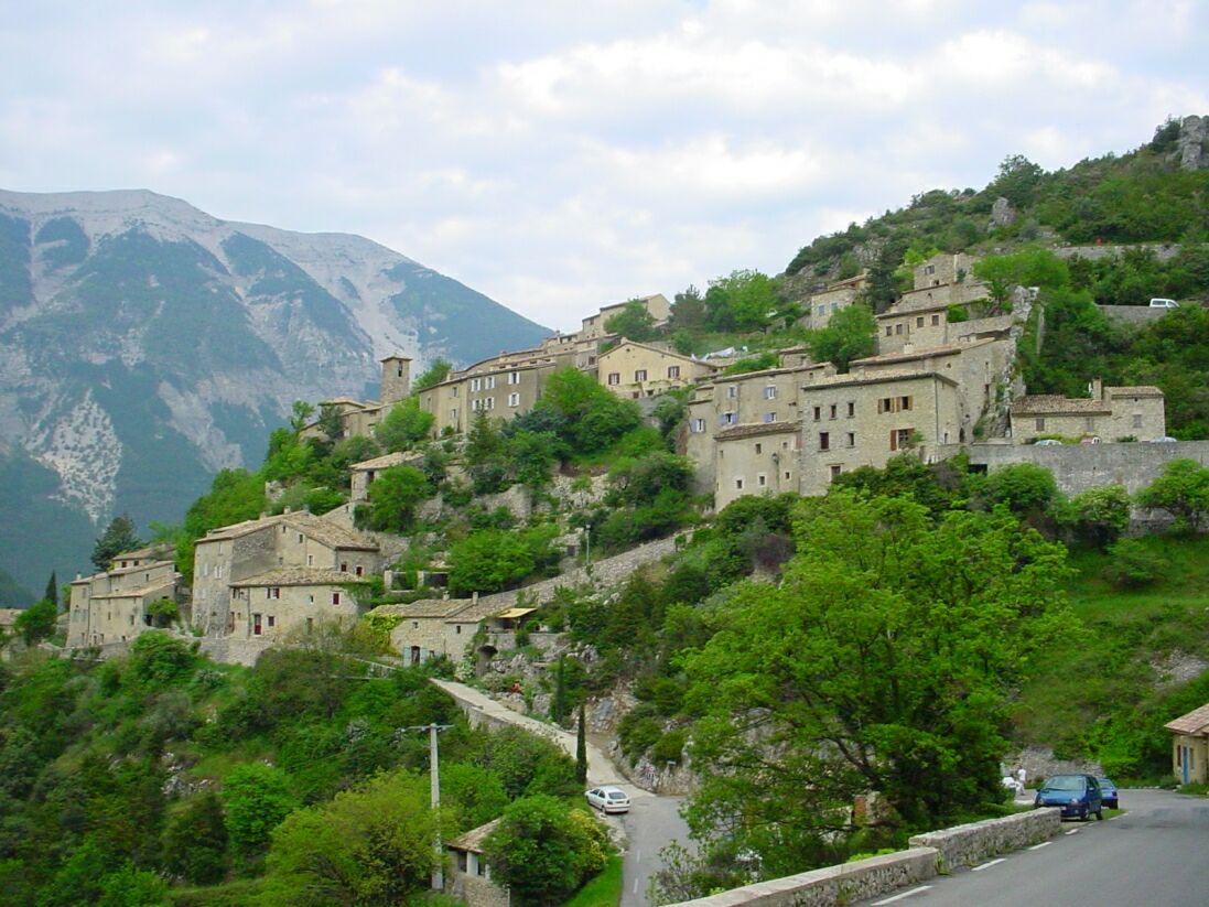 Brantes (Vaucluse) met Mont Ventoux